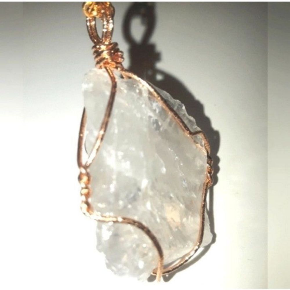 clear quarts natural Healing crystal pendant necklace